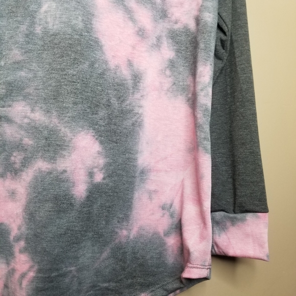 5 ⭐ rated Pink & Gray marbled tie dye long sleeve raglan baseball tunic - Picture 6 of 8